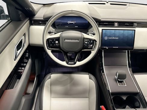New 2026 Land Rover Range Rover Velar Dynamic SE AWD/4WD image 11