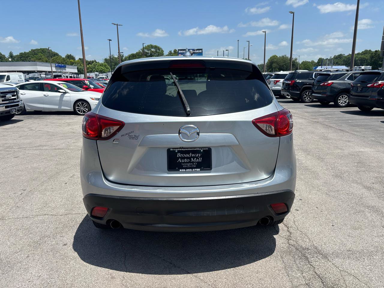 Used 2016 MAZDA CX-5 Touring w/ Bose/Moonroof Package FWD image 4