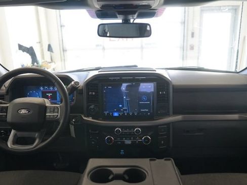 Used 2024 Ford F150 XLT AWD/4WD image 28