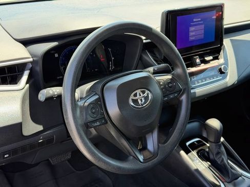 Used 2026 Toyota Corolla LE FWD image 10