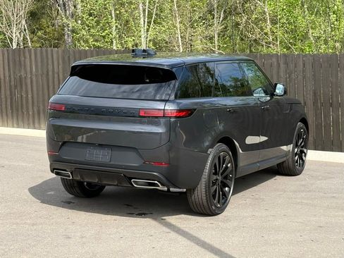 New 2026 Land Rover Range Rover Sport SE image 6