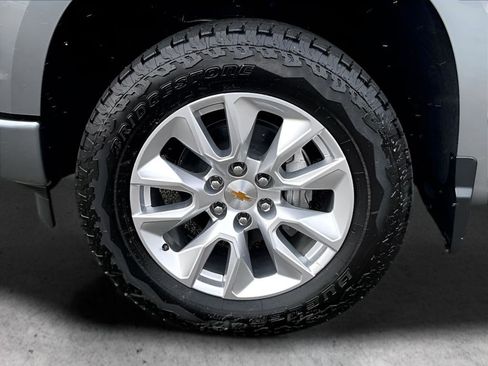 New 2026 Chevrolet Silverado 1500 Custom AWD/4WD image 8