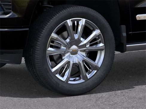 New 2026 Chevrolet Silverado 1500 High Country AWD/4WD image 9