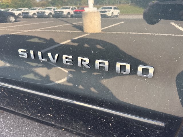 Used 2018 Chevrolet Silverado 1500 LT AWD/4WD image 13