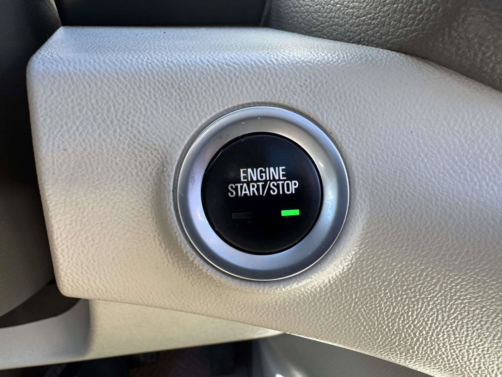Used 2019 GMC Terrain Denali w/ Advanced Safety Package AWD/4WD image 33