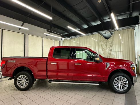 Used 2025 Ford F150 Lariat w/ Equipment Group 502A High AWD/4WD image 3