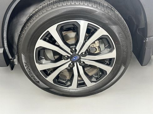 Used 2020 Subaru Forester Limited w/ Popular Package #3 AWD/4WD image 11