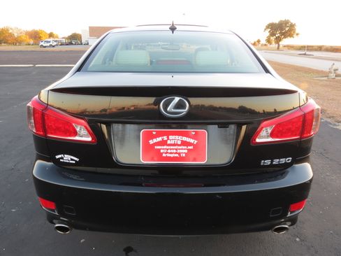 Used 2011 Lexus IS 250 4dr Sport Sdn RWD image 8
