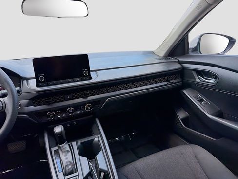 Used 2024 Honda Accord LX image 19