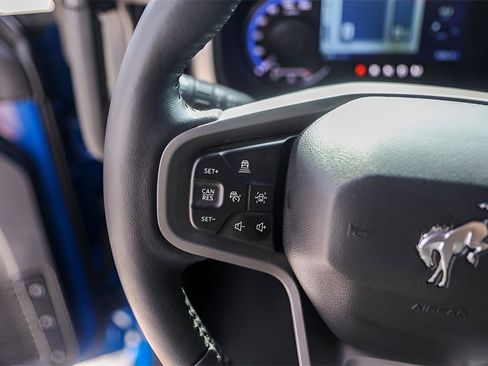 Used 2024 Ford Bronco Outer Banks image 14