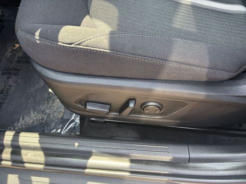 Used 2025 Hyundai Sonata SEL FWD image 23