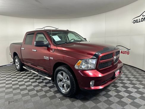 Used 2018 RAM 1500 Express w/ Express Value Package AWD/4WD image 11