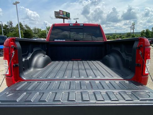 Used 2021 RAM 1500 Big Horn AWD/4WD image 12