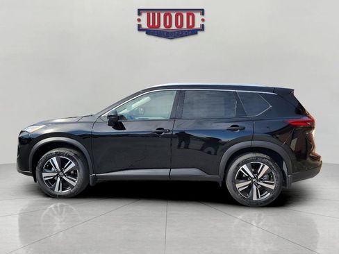 Used 2025 Nissan Rogue SL image 4
