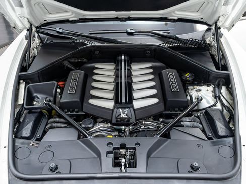 Used 2016 Rolls-Royce Ghost image 57