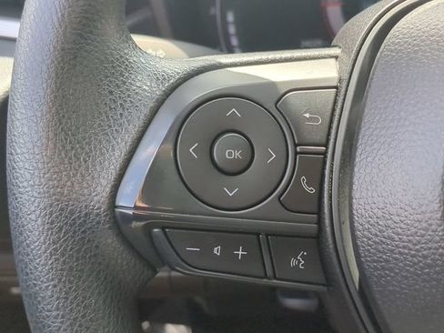 Used 2026 Toyota Corolla LE FWD image 23