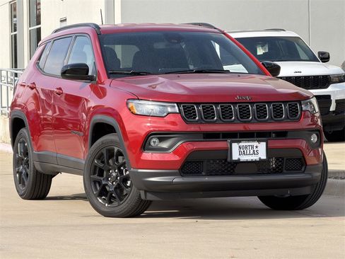 New 2026 Jeep Compass Latitude image 2
