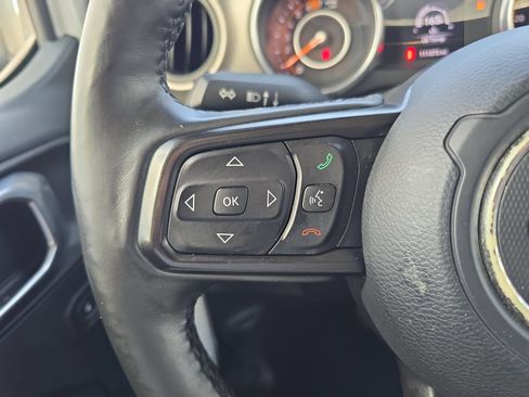 Used 2018 Jeep Wrangler Unlimited Sport S AWD/4WD image 22
