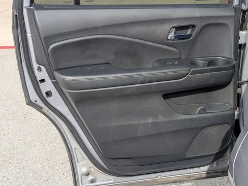 Used 2019 Honda Passport Sport image 16