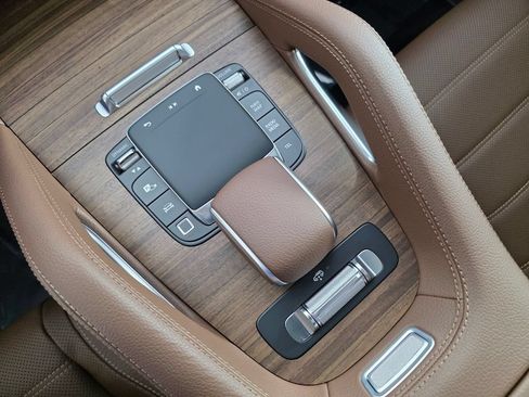 New 2026 Mercedes-Benz GLE 450 4MATIC Coupe image 15