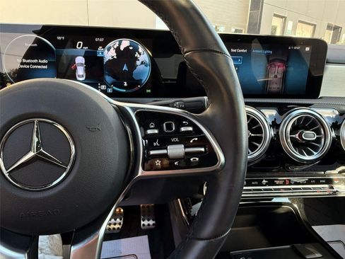 Used 2023 Mercedes-Benz CLA 250 4MATIC image 29