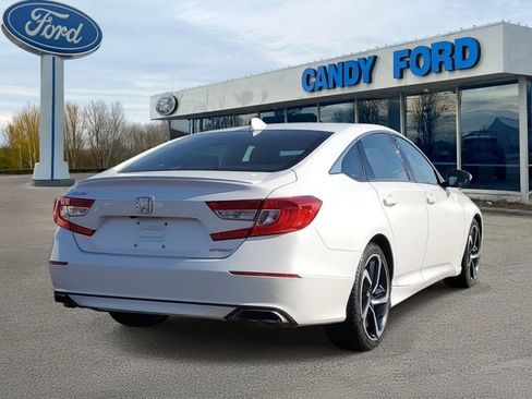 Used 2018 Honda Accord Sport image 4