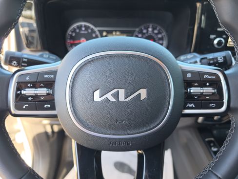 Used 2022 Kia Sorento S AWD/4WD image 35
