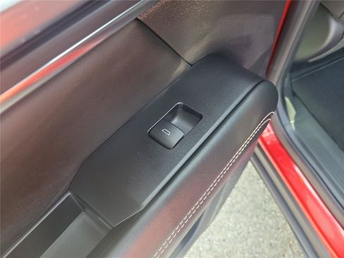 New 2027 GMC Terrain Elevation w/ Elevation Premium Package FWD image 14