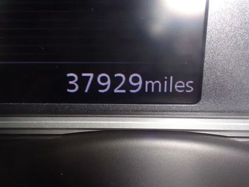 Used 2019 Nissan Kicks SV w/ Exterior Package FWD image 17