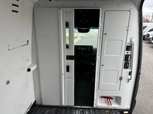 Used 2022 Mercedes-Benz Sprinter 4500 w/ Parking Package image 16