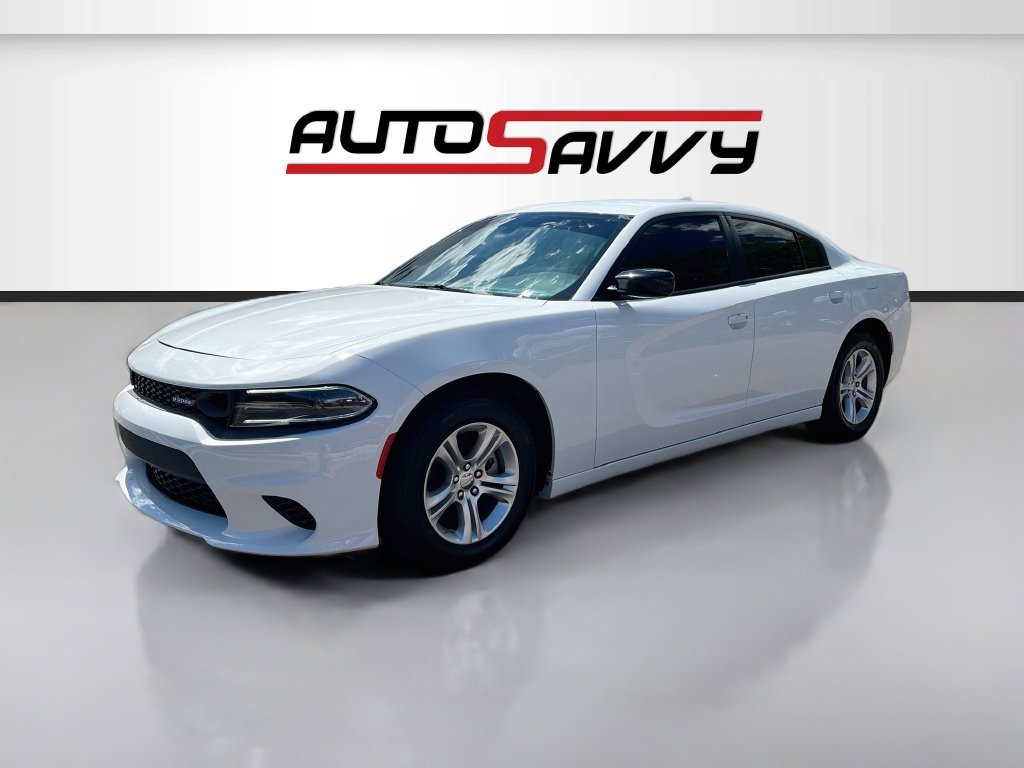 Used 2023 Dodge Charger SXT RWD image 3