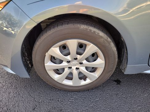 Used 2023 Toyota Corolla LE FWD image 26
