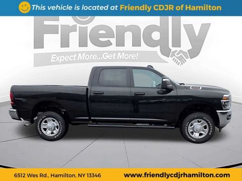 Used 2026 RAM 2500 Tradesman AWD/4WD image 4