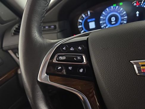 Used 2019 Cadillac Escalade Premium Luxury AWD/4WD image 16