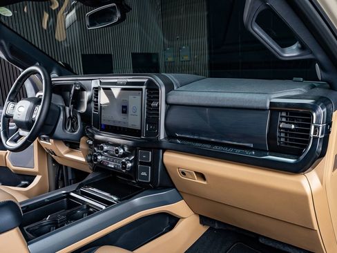 Used 2026 Ford F450 Lariat image 18