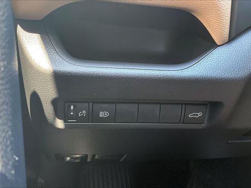 Certified 2025 Toyota RAV4 XLE w/ Convenience Package AWD/4WD image 34