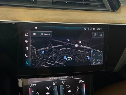 Used 2024 Audi Q8 e-tron Premium Plus w/ Premium Plus Package image 22