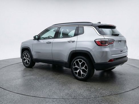 Used 2025 Jeep Compass Limited AWD/4WD image 6