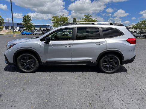 Certified 2025 Subaru Ascent Onyx Edition AWD/4WD image 6