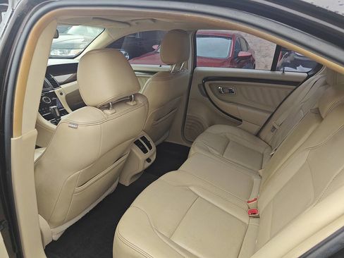 Used 2013 Ford Taurus Limited FWD image 9