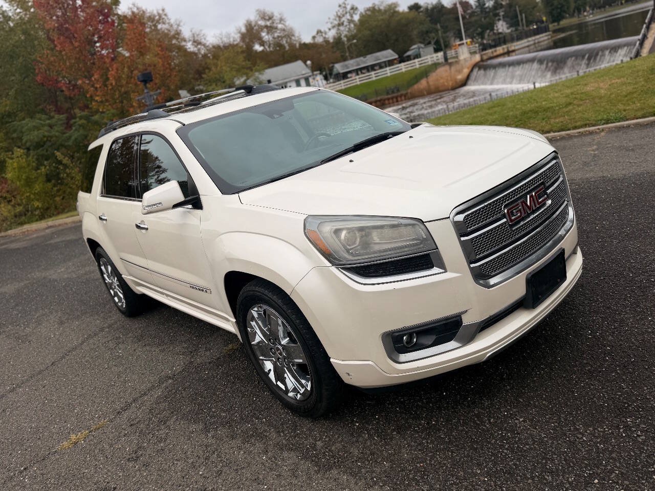 Used 2015 GMC Acadia Denali AWD/4WD image 39