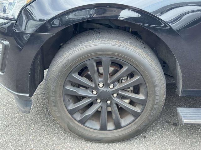 Used 2021 Ford Expedition Limited AWD/4WD image 14