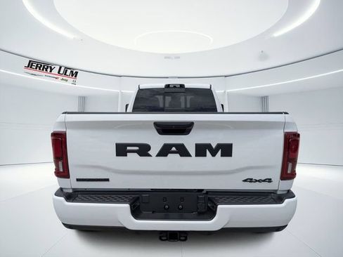 New 2026 RAM 3500 Big Horn AWD/4WD image 4