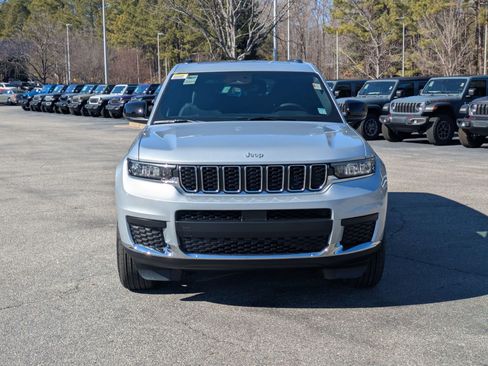 New 2026 Jeep Grand Cherokee L Laredo X image 2