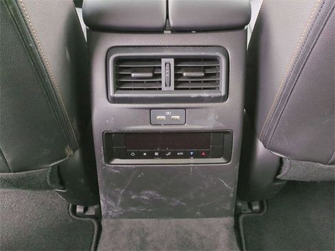 Used 2025 MAZDA CX-90 3.3 Turbo w/ Select Package image 16