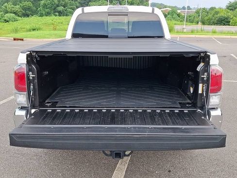 Used 2021 Toyota Tacoma TRD Off-Road AWD/4WD image 23