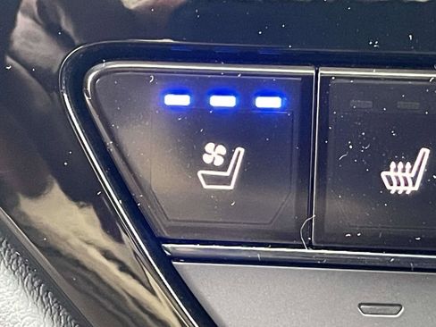 New 2025 Honda Accord Touring image 11