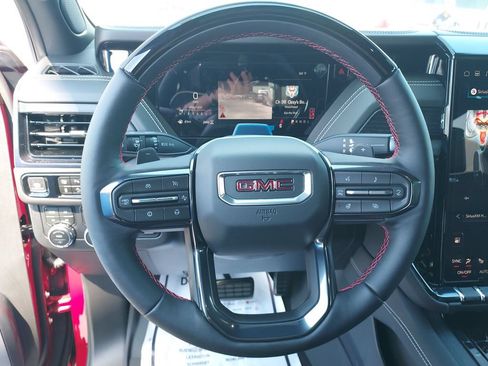 New 2026 GMC Yukon AT4 Ultimate w/ LPO, Floor Liner Package AWD/4WD image 20