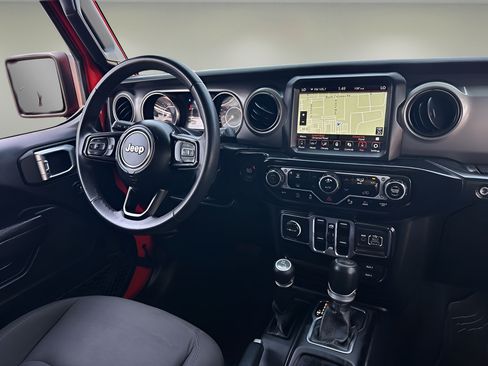 Used 2023 Jeep Wrangler Unlimited Sport w/ Sun And Sound Package AWD/4WD image 7