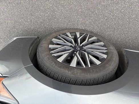 Used 2024 Nissan Altima 2.5 SV image 18